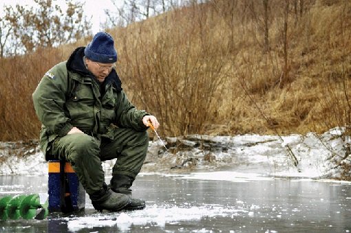 Особенности рыбалки в зимнее время