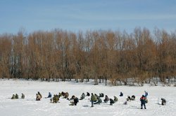 Зимняя рыбалка на Иртыше